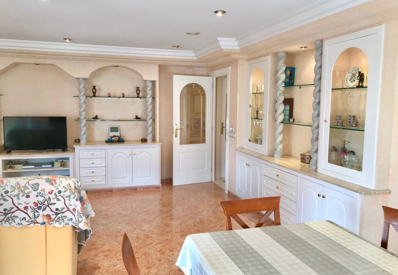 Apartment in Benidorm - EUROPA APARTMENT R068