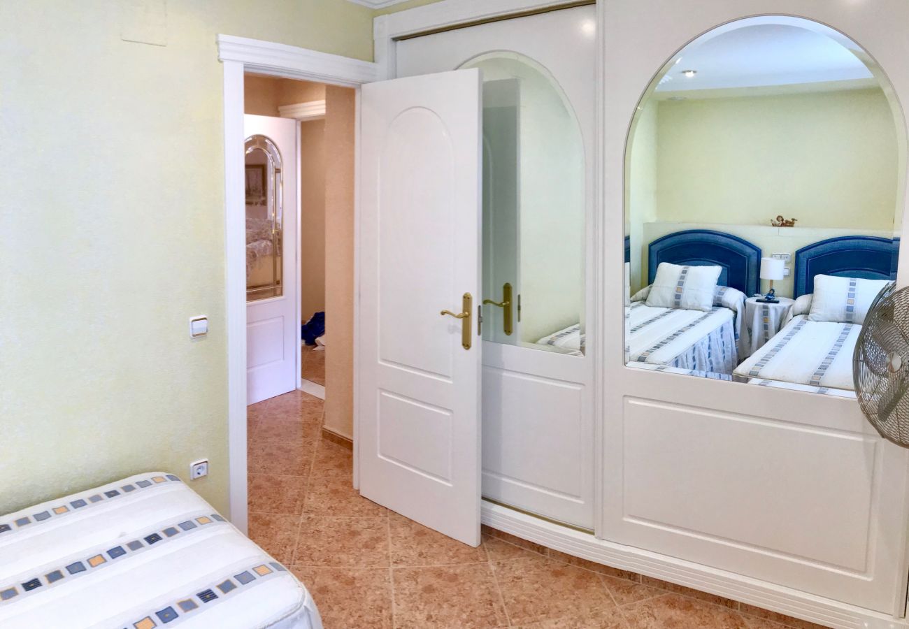 Apartment in Benidorm - EUROPA APARTMENT R068
