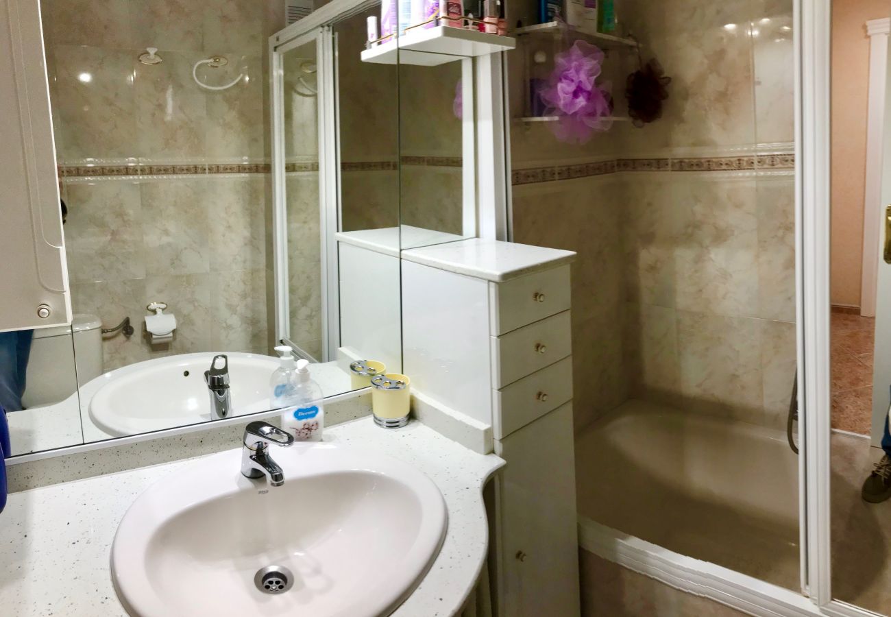 Apartment in Benidorm - EUROPA APARTMENT R068