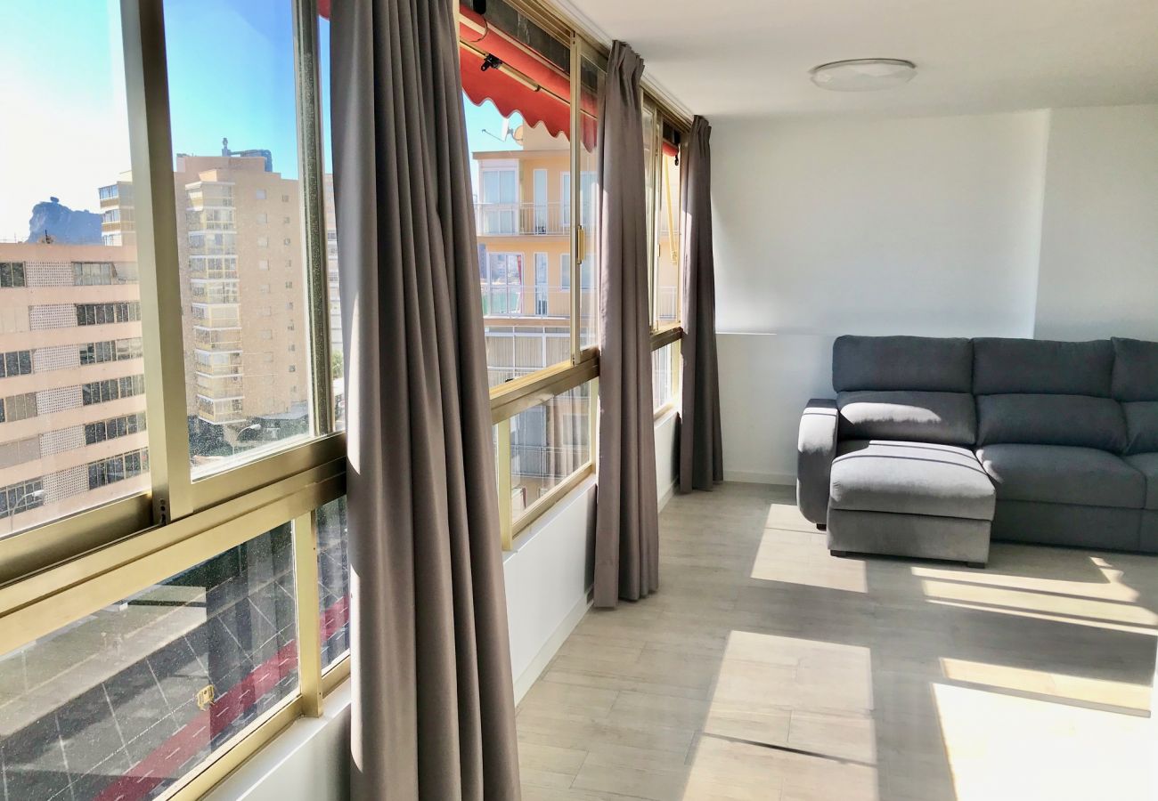 Apartment in Benidorm - MARINA PONIENTE APARTMENT R067