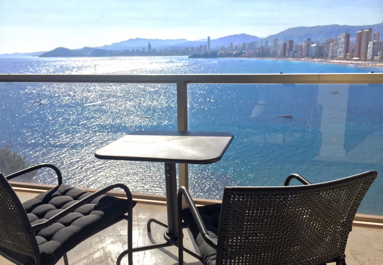Apartment in Benidorm - LIDO APARTMENT BENIDORM R021