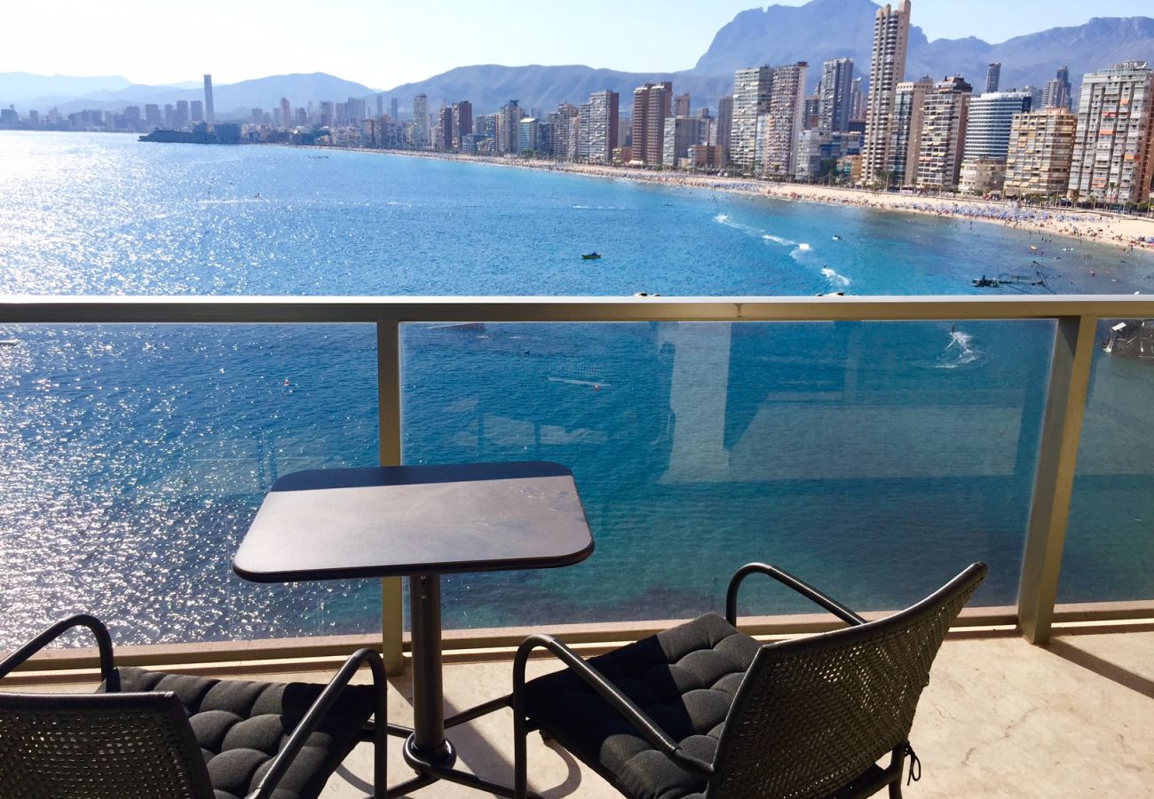 Apartment in Benidorm - LIDO APARTMENT BENIDORM R021