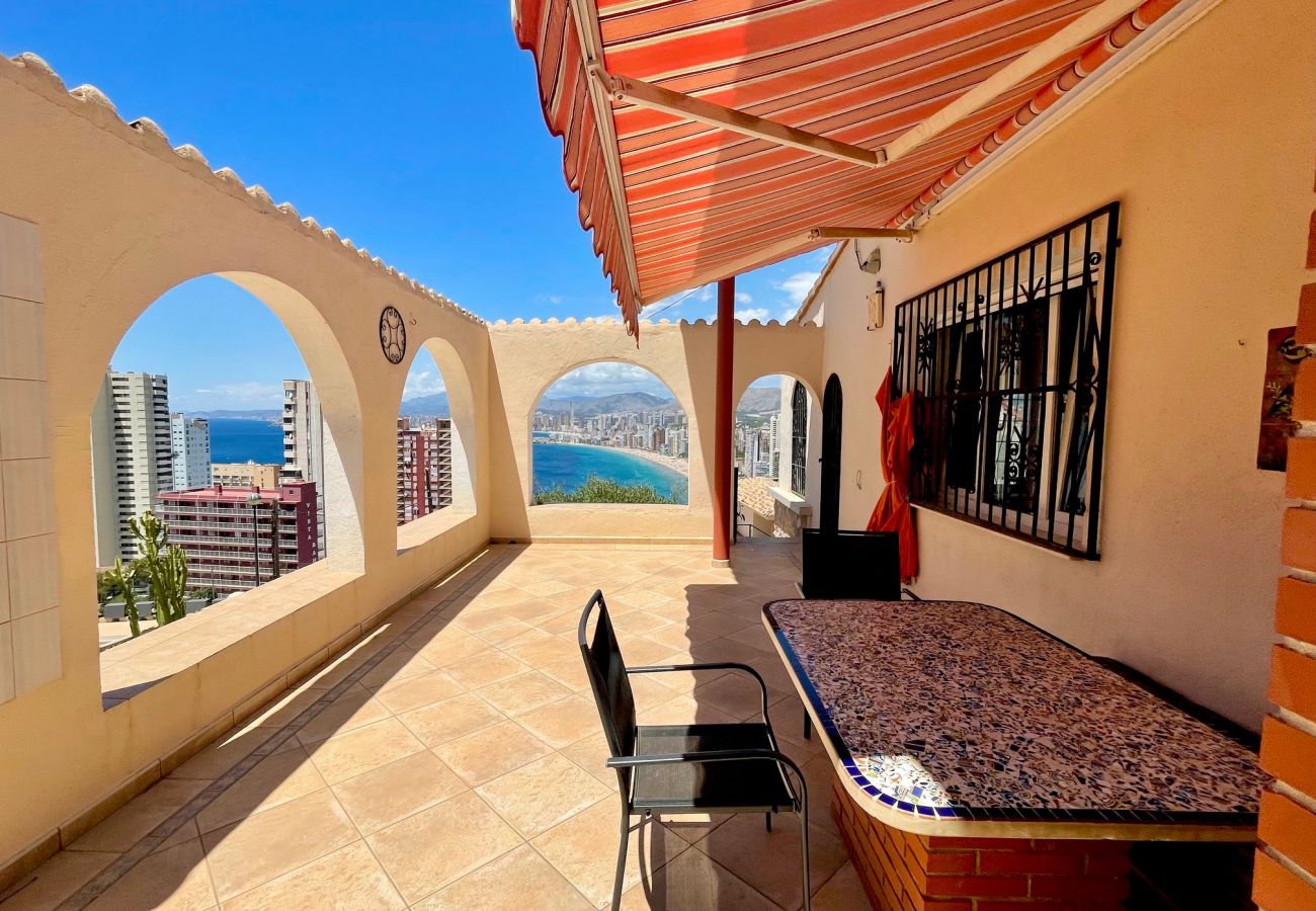 Villa in Benidorm - BENIDORM EYE VILLA R083