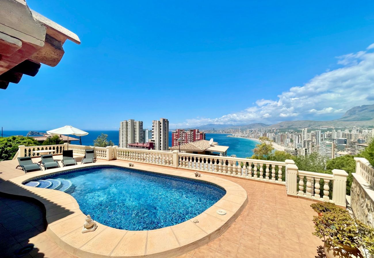 Villa in Benidorm - BENIDORM EYE VILLA R083