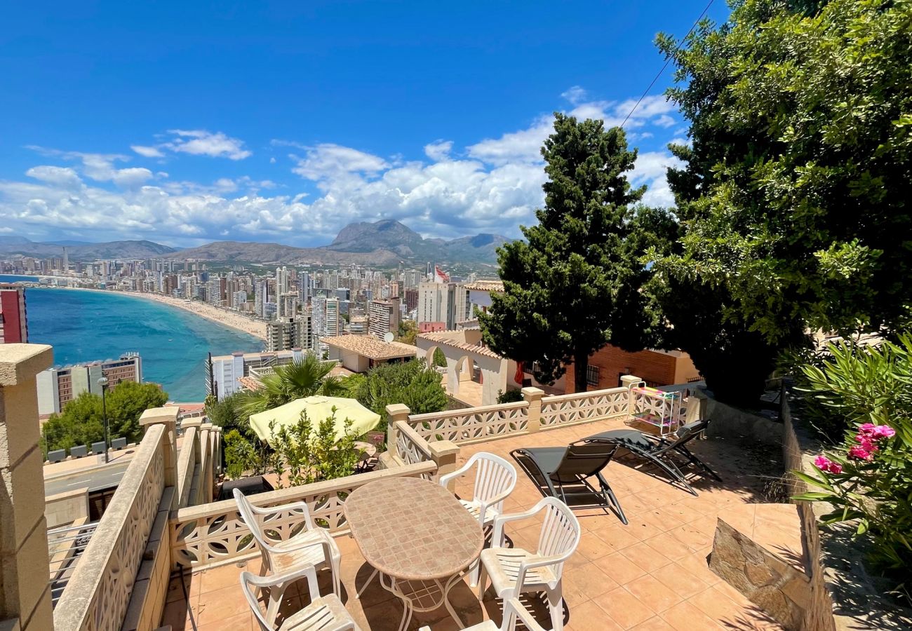 Villa in Benidorm - BENIDORM EYE VILLA R083