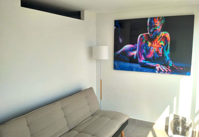 Apartment in Benidorm - WIFI LOIX APARTMENT R085