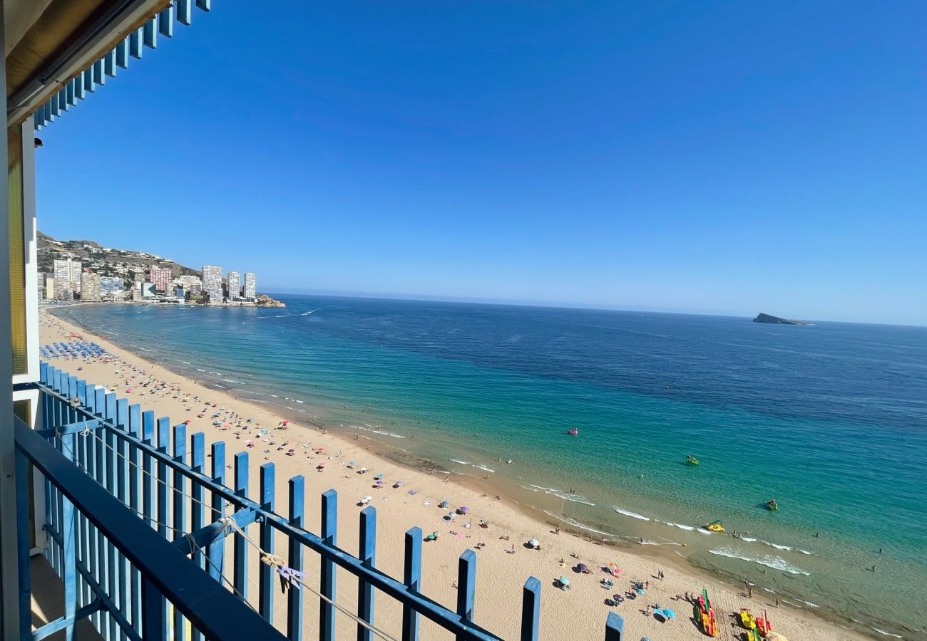 Apartment in Benidorm - LAS PALMERAS SEA VIEW APARTAMENT R087