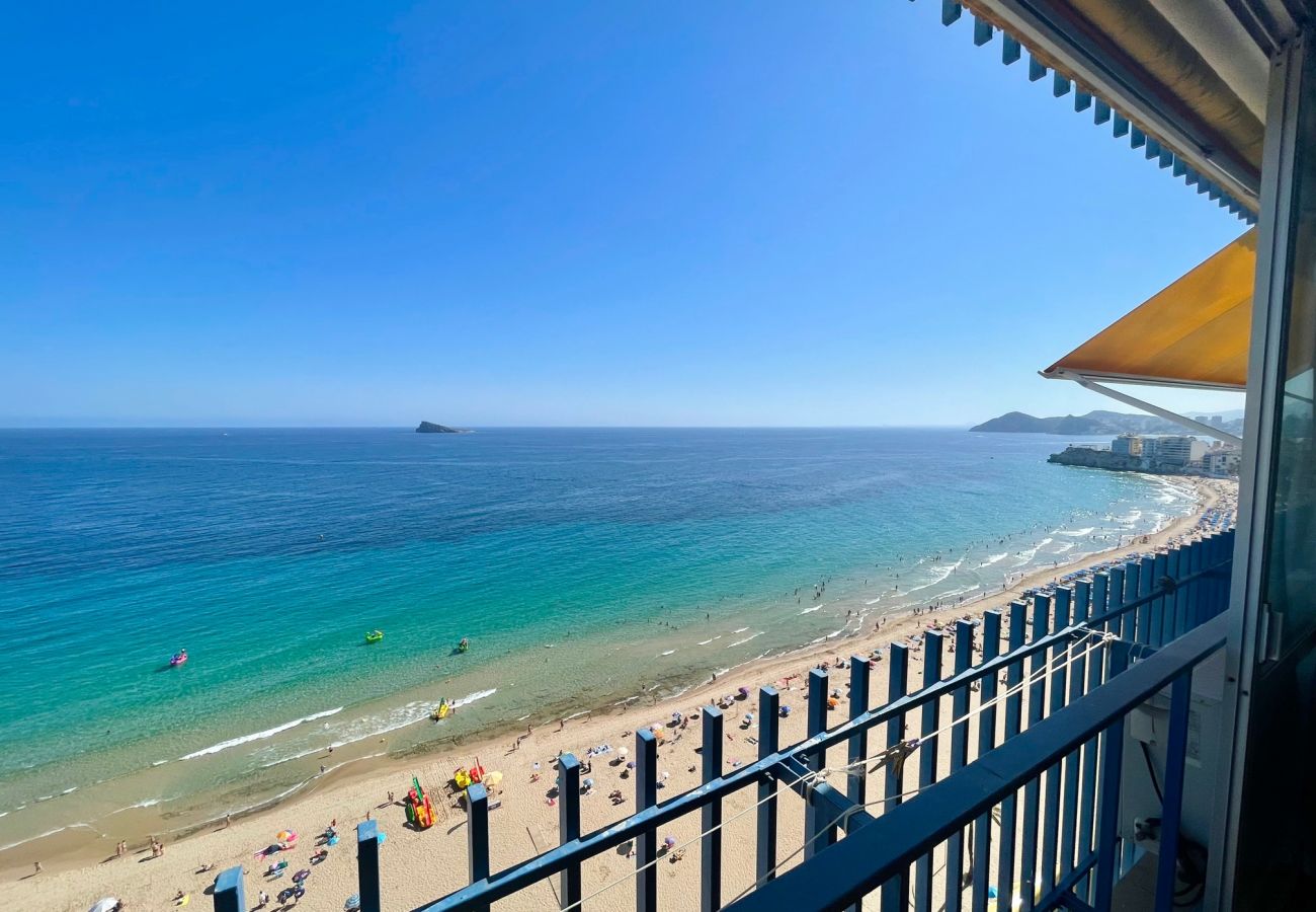 Apartment in Benidorm - LAS PALMERAS SEA VIEW APARTAMENT R087