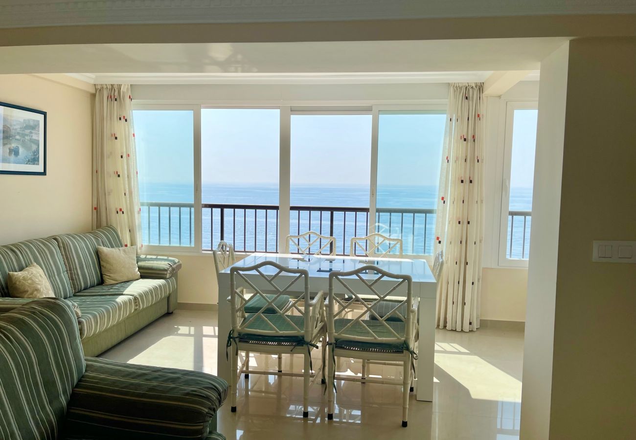 Apartment in Benidorm - MIRAMAR SEAFRONT LEVANTE R093