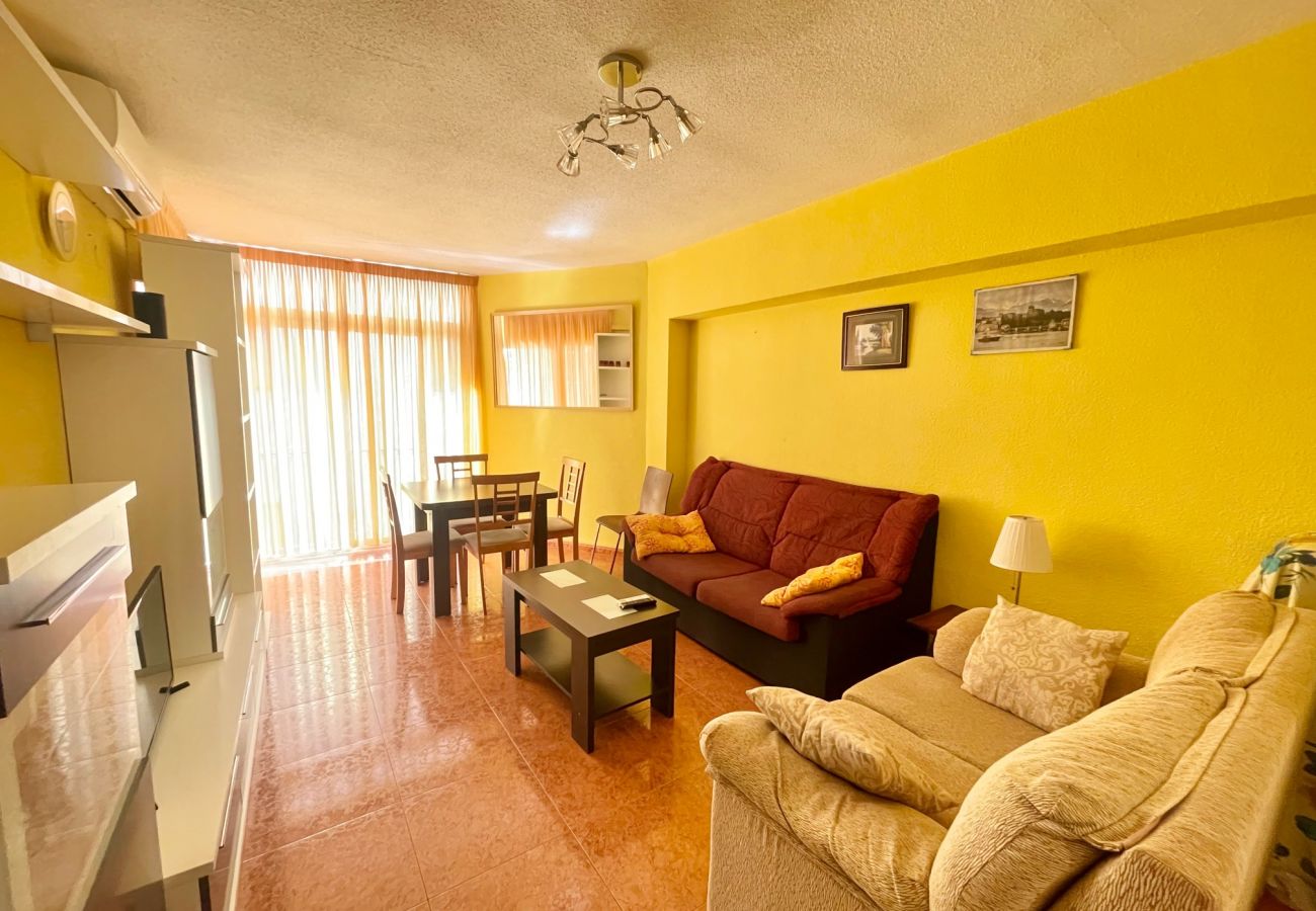 Apartment in Benidorm - ASTORIA LEVANTE BEACH R096