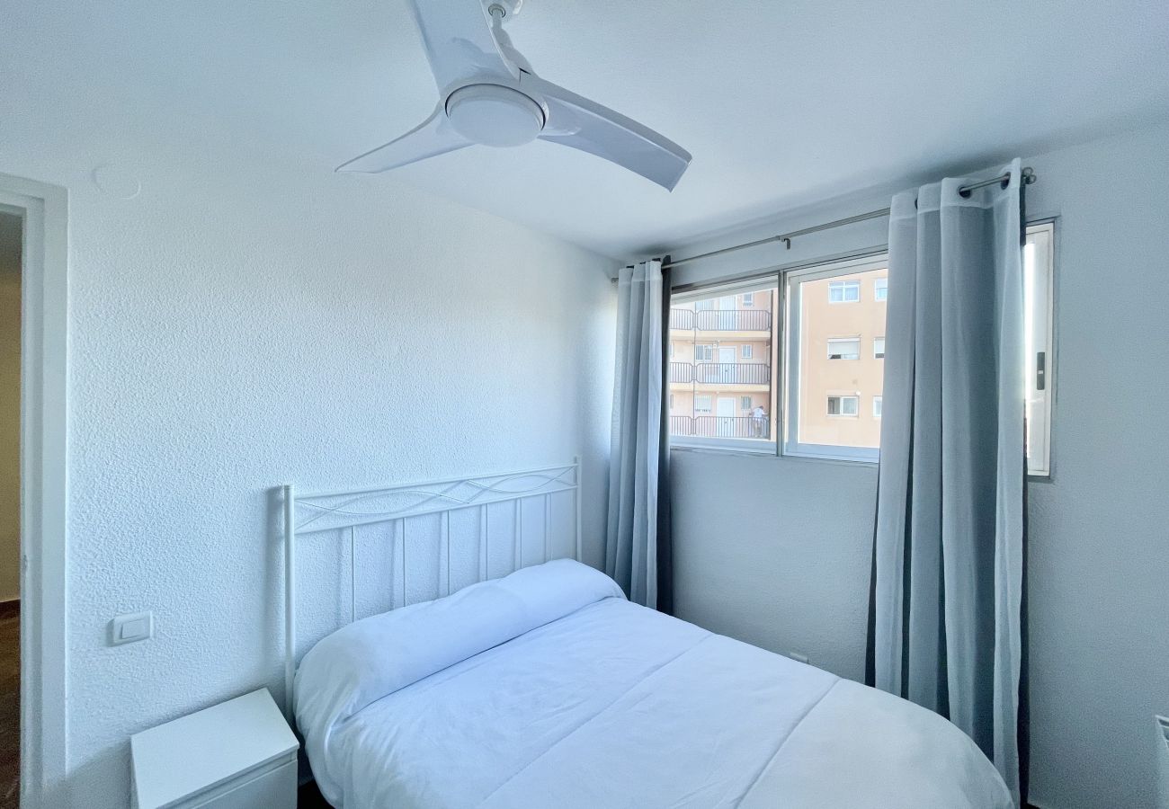 Apartment in Benidorm - ACACIAS BENIDORM VIEWS R098
