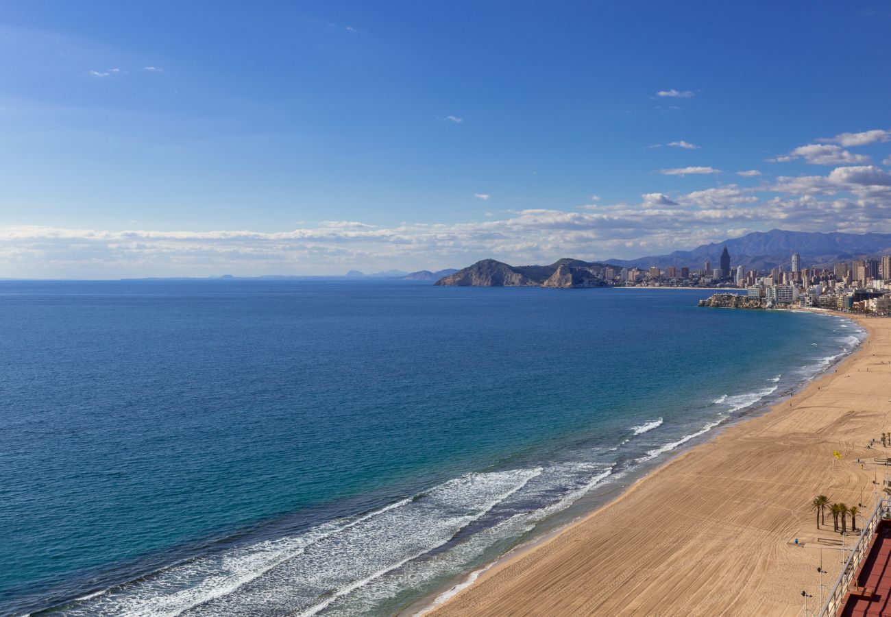 Apartment in Benidorm - Brilliant Panoramic Front line apartment Veracruz Levante (R099)