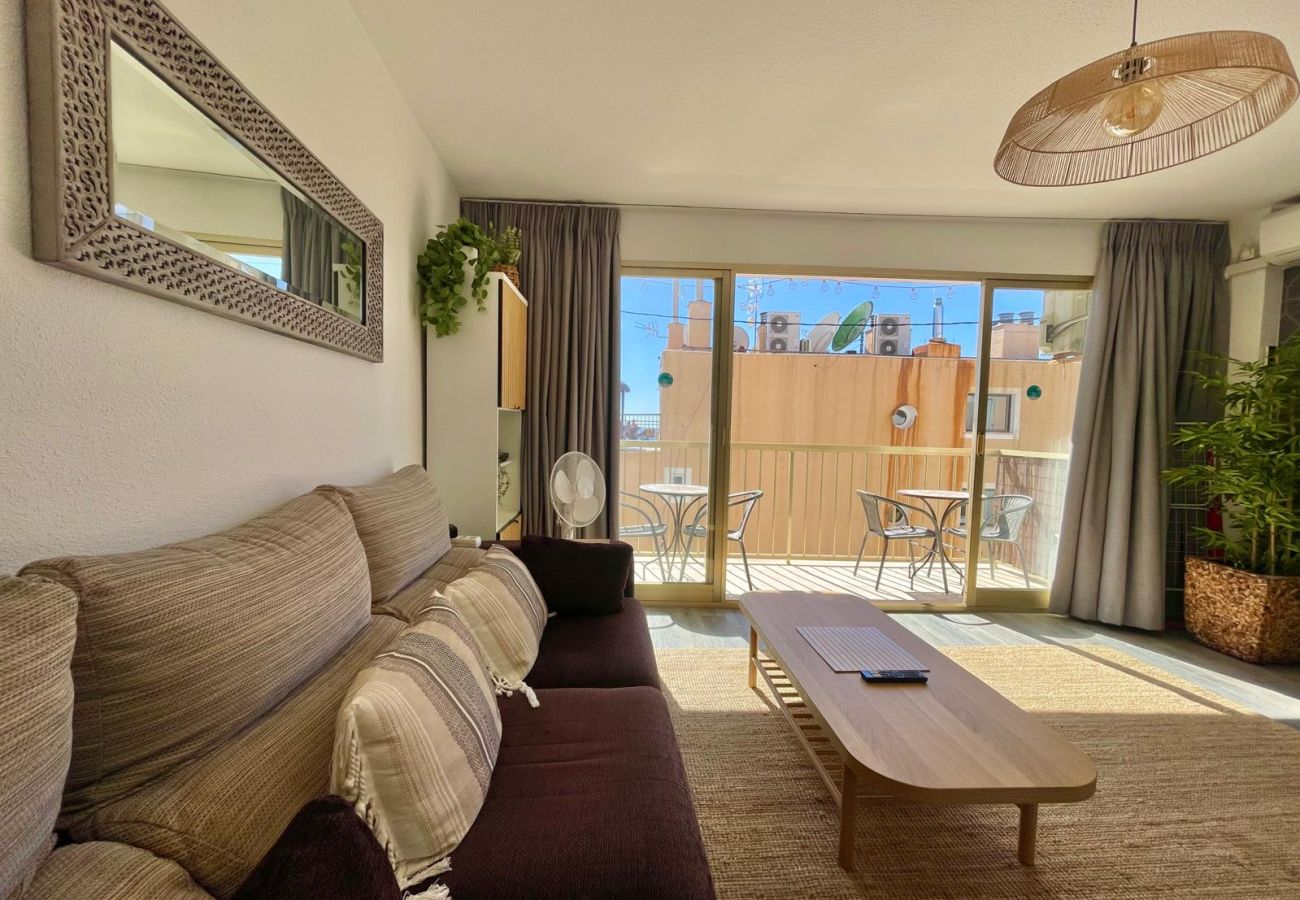 Apartment in Benidorm - PESCADORS APARTMENT R101