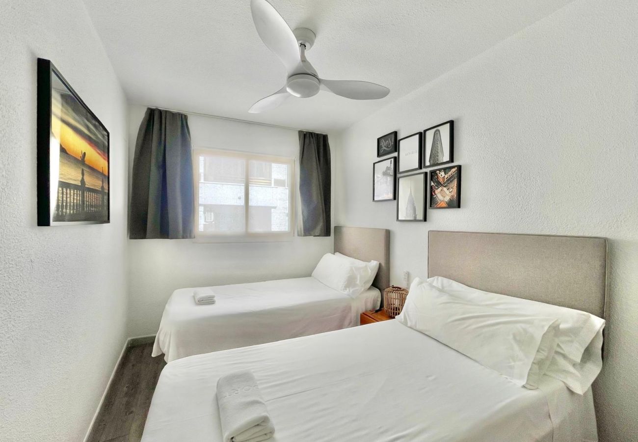 Apartment in Benidorm - PESCADORS APARTMENT R101