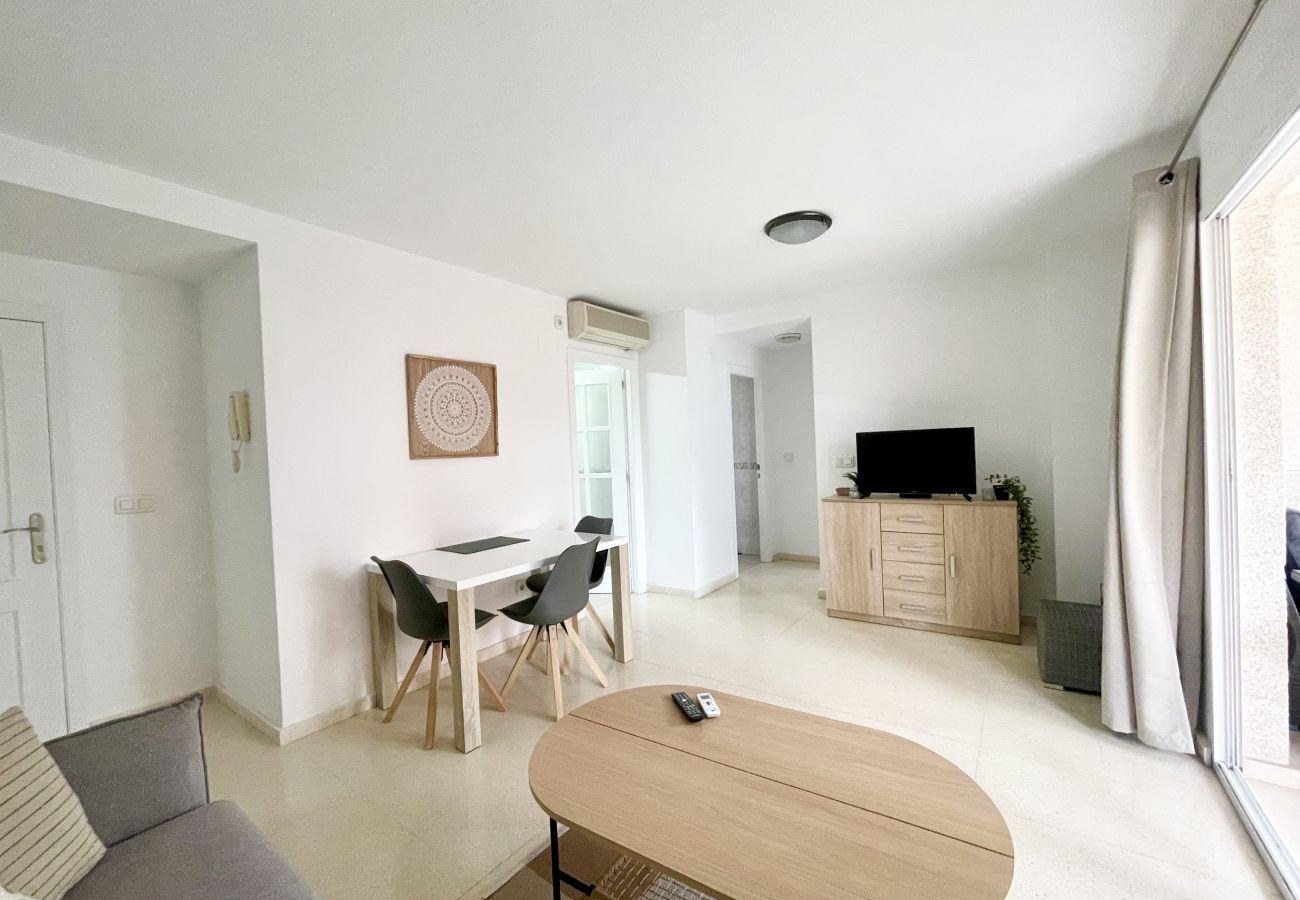 Apartment in Benidorm - TORRE MONACO R107