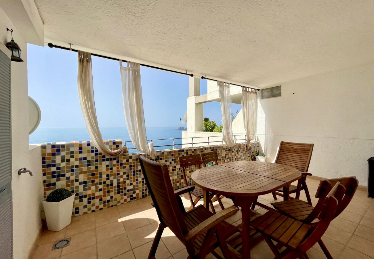 Apartment in Benidorm - VILLA MARINA SEAVIEWS R116