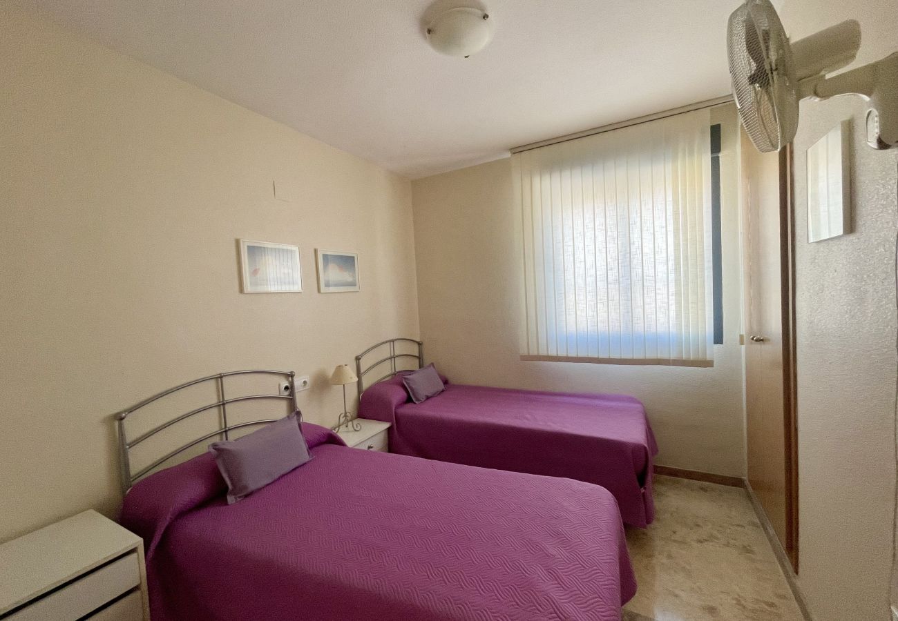Apartment in Benidorm - TORRE DOSCALAS PONIENTE R114