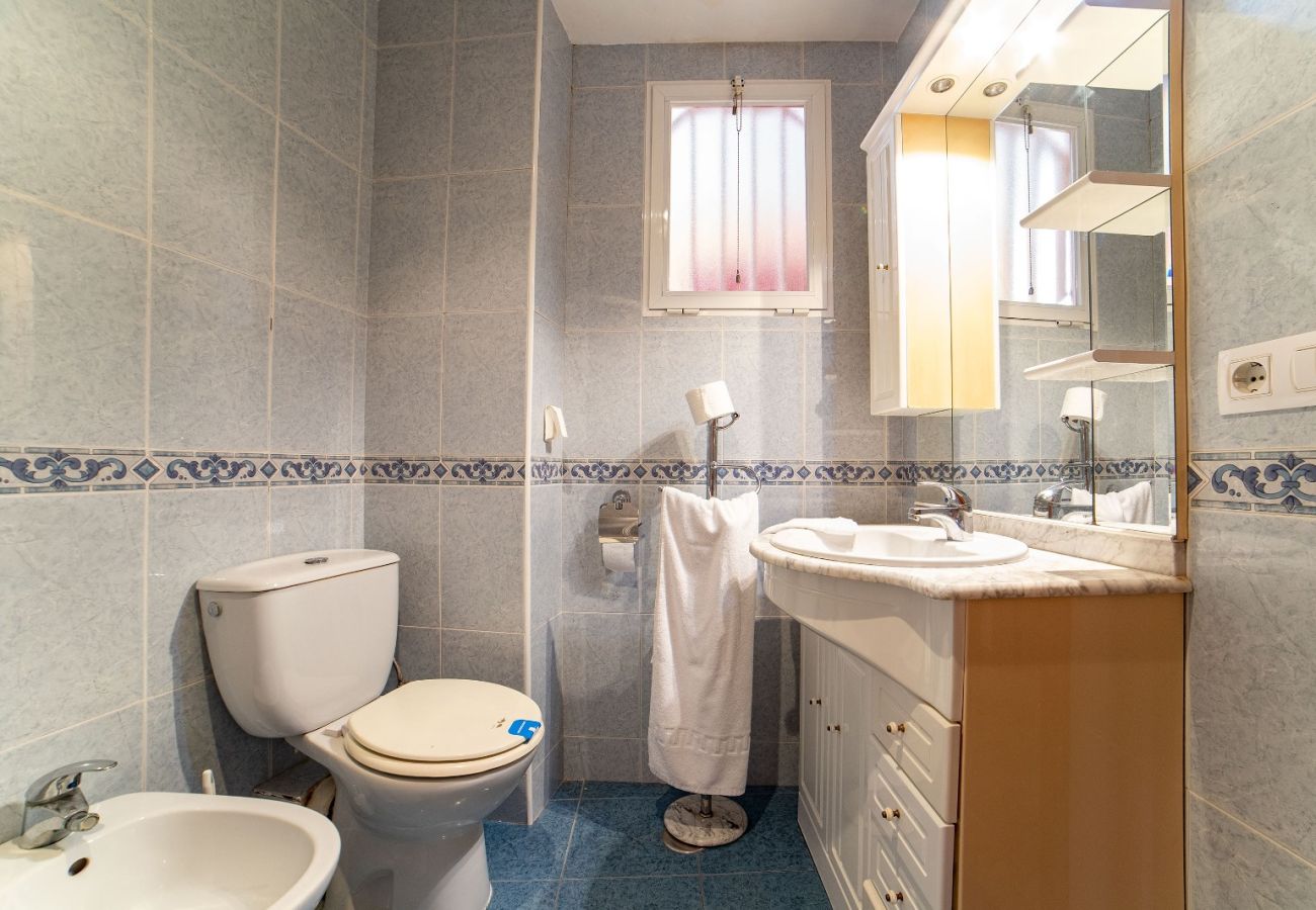Apartment in Benidorm - ACACIAS CENTER APARTMENT R119