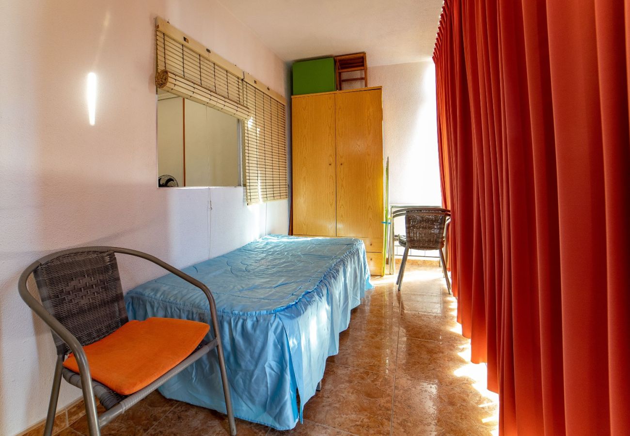 Apartment in Benidorm - ACACIAS CENTER APARTMENT R119