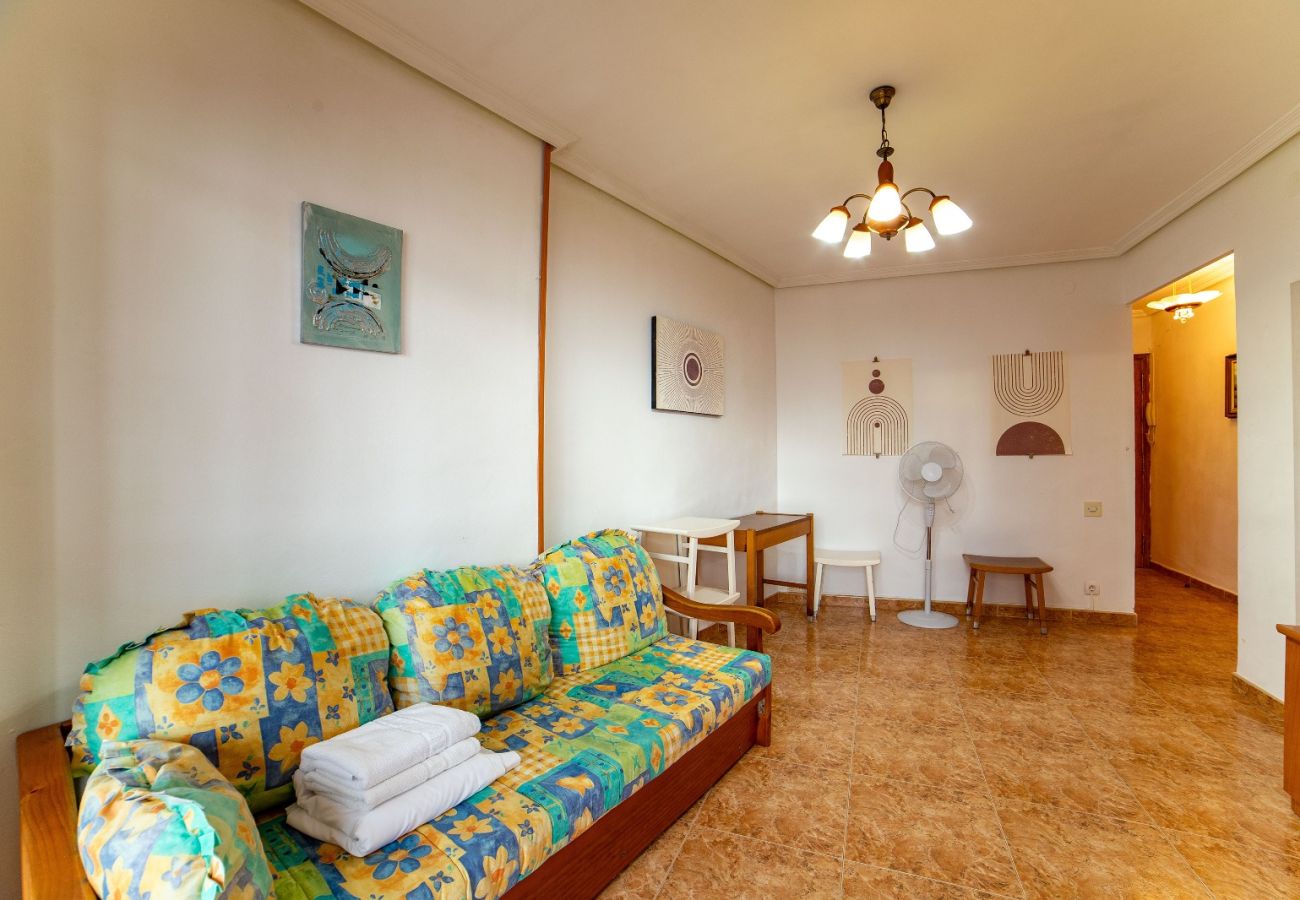 Apartment in Benidorm - ACACIAS CENTER APARTMENT R119