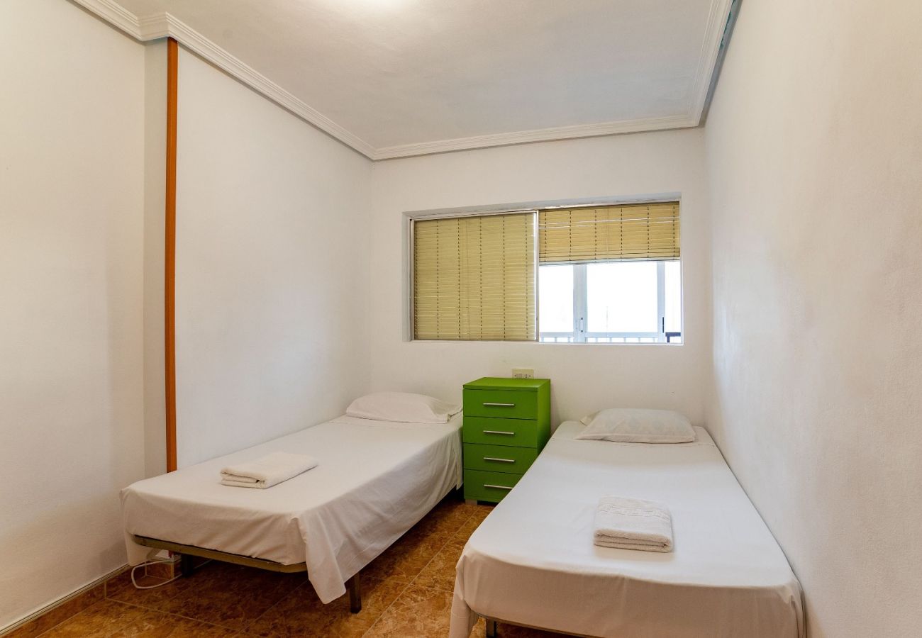 Apartment in Benidorm - ACACIAS CENTER APARTMENT R119