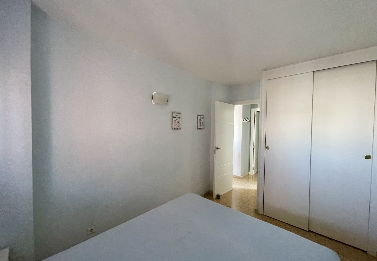 Apartment in Benidorm - EUROPA GARDEN LEVANTE BEACH R129