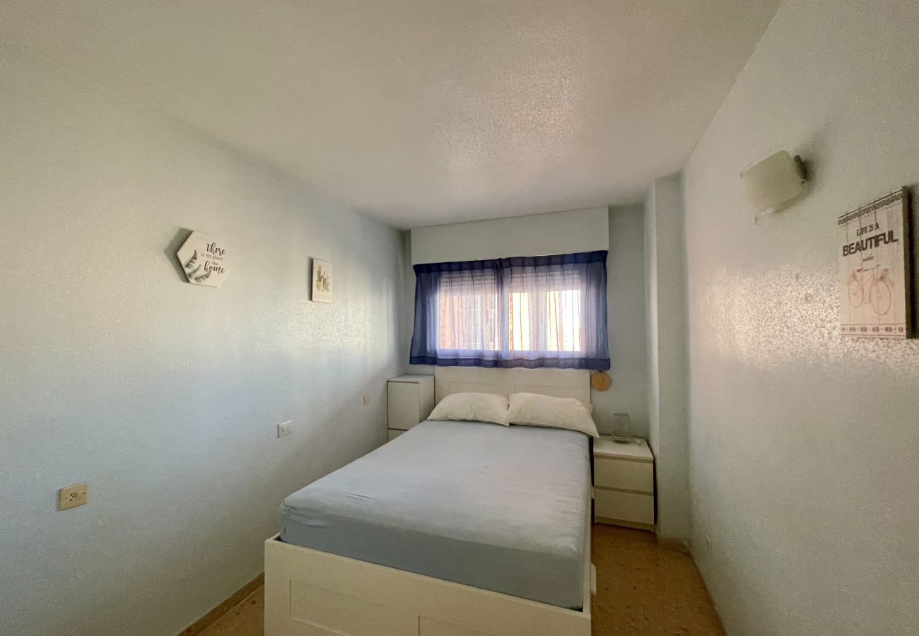 Apartment in Benidorm - EUROPA GARDEN LEVANTE BEACH R129