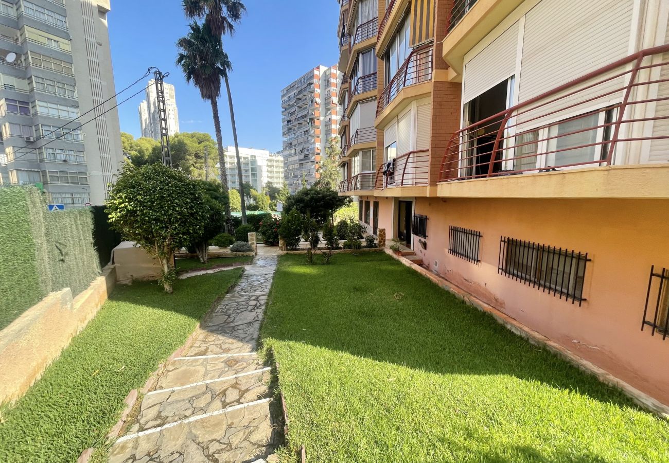 Apartment in Benidorm - EUROPA GARDEN LEVANTE BEACH R129