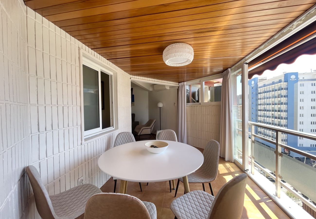 Apartment in Benidorm - GERONA CENTER APARTMENT (R130)