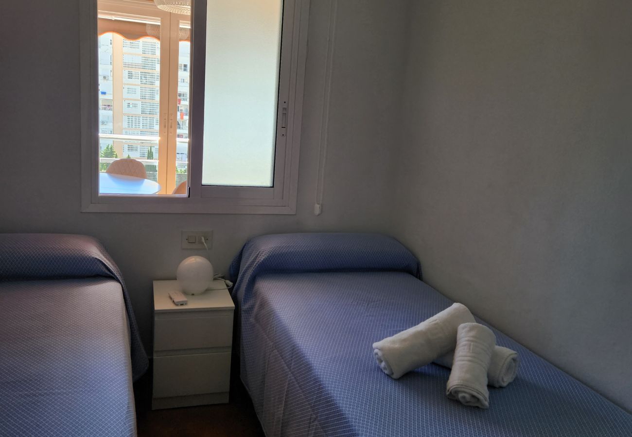 Apartment in Benidorm - GERONA CENTER APARTMENT (R130)