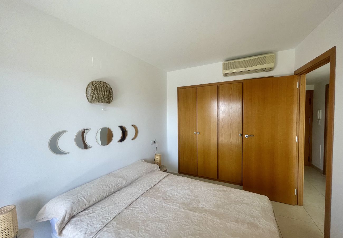 Apartment in Benidorm -  TORRE MAR HIGH VIEWS  NEW TOWN  R134