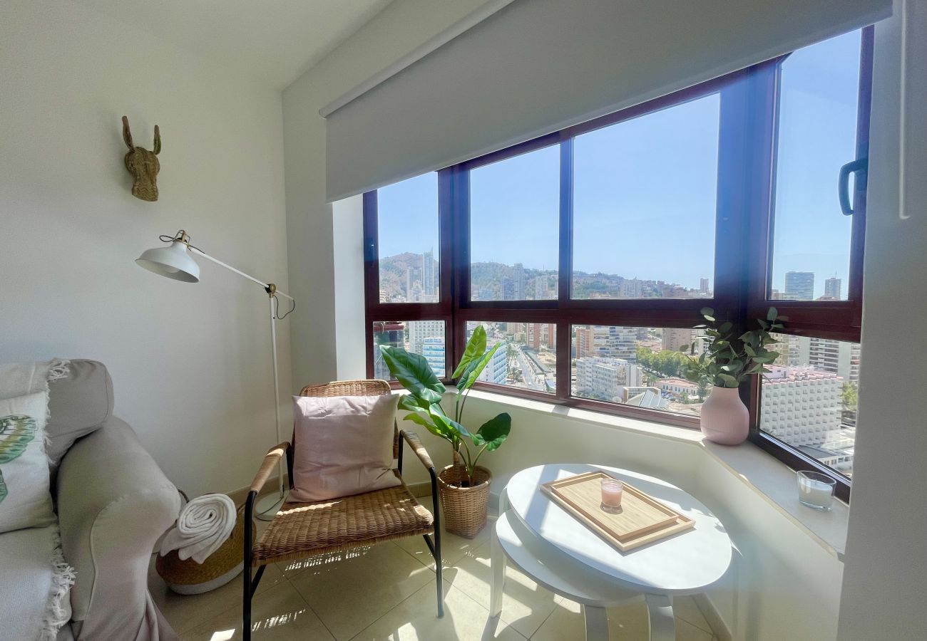 Apartment in Benidorm -  TORRE MAR HIGH VIEWS  NEW TOWN  R134