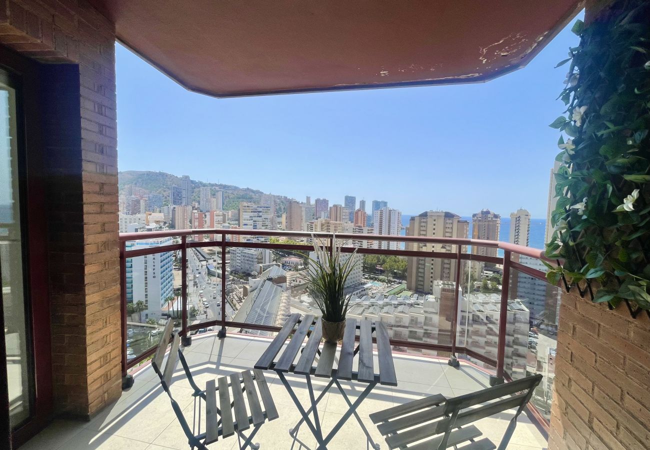 Apartment in Benidorm -  TORRE MAR HIGH VIEWS  NEW TOWN  R134