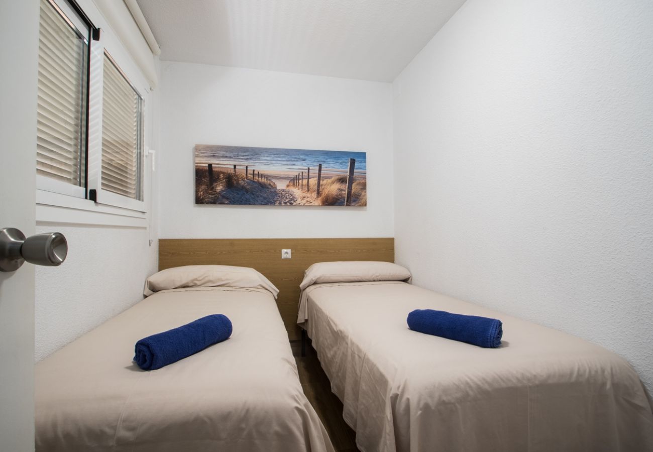 Apartment in Benidorm - COBLANCA 7 SEA VIEWS (R132)