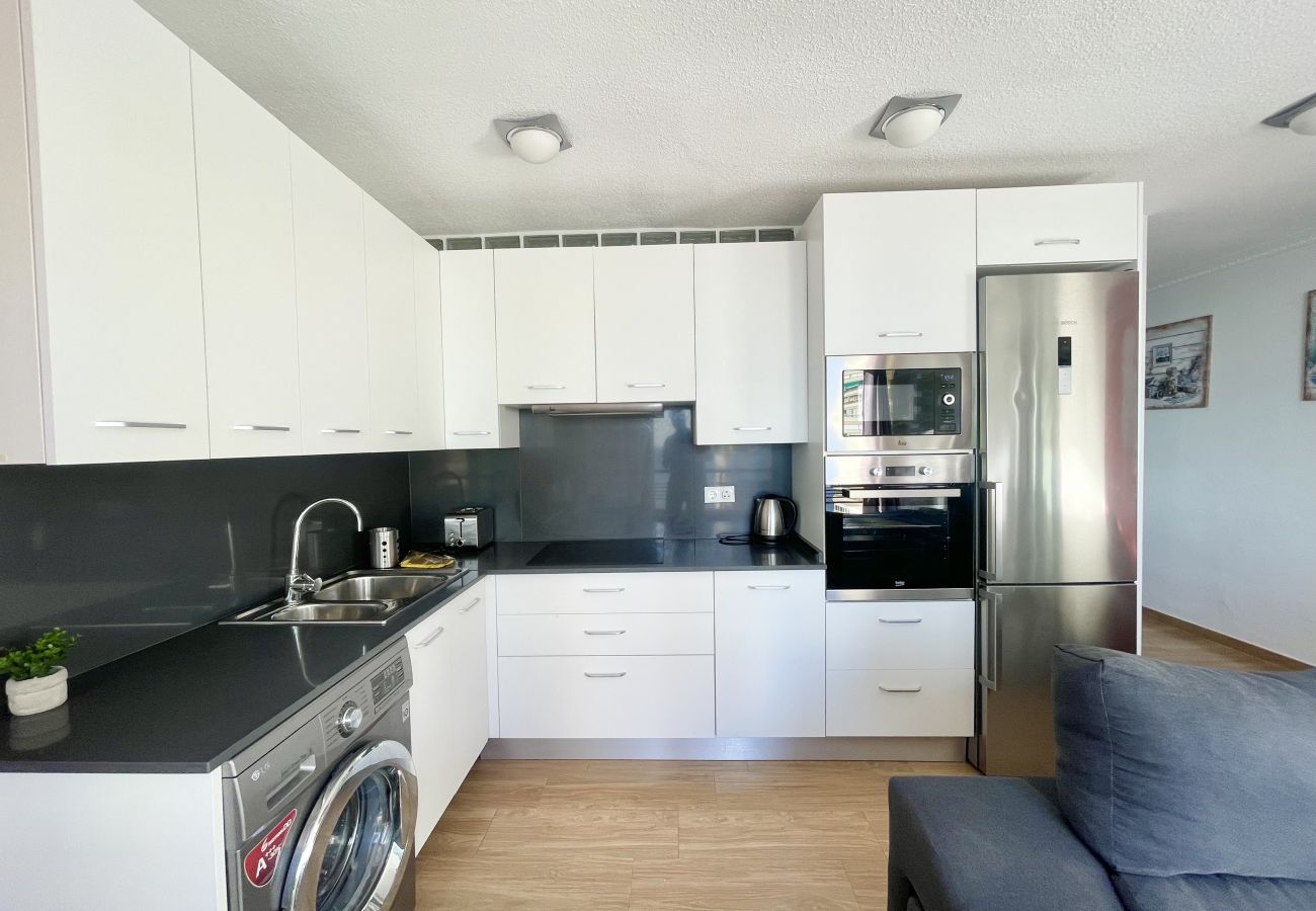 Apartment in Benidorm - COBLANCA 7 SEA VIEWS (R132)