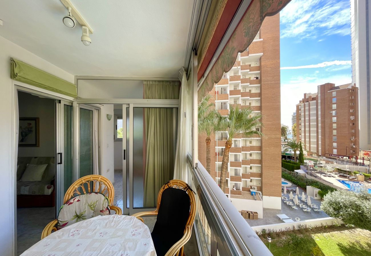 Apartment in Benidorm - KAROLA POOL AND FUN R138