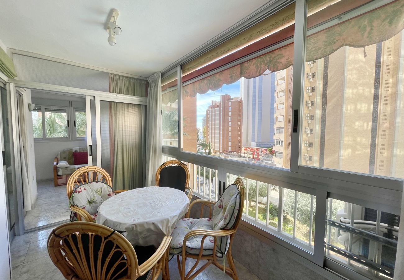 Apartment in Benidorm - KAROLA POOL AND FUN R138