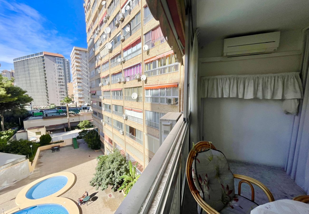 Apartment in Benidorm - KAROLA POOL AND FUN R138