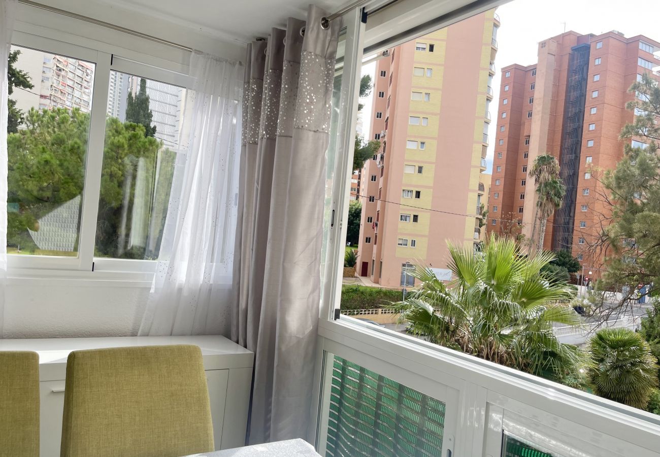 Apartment in Benidorm - Torre Colón (R139)