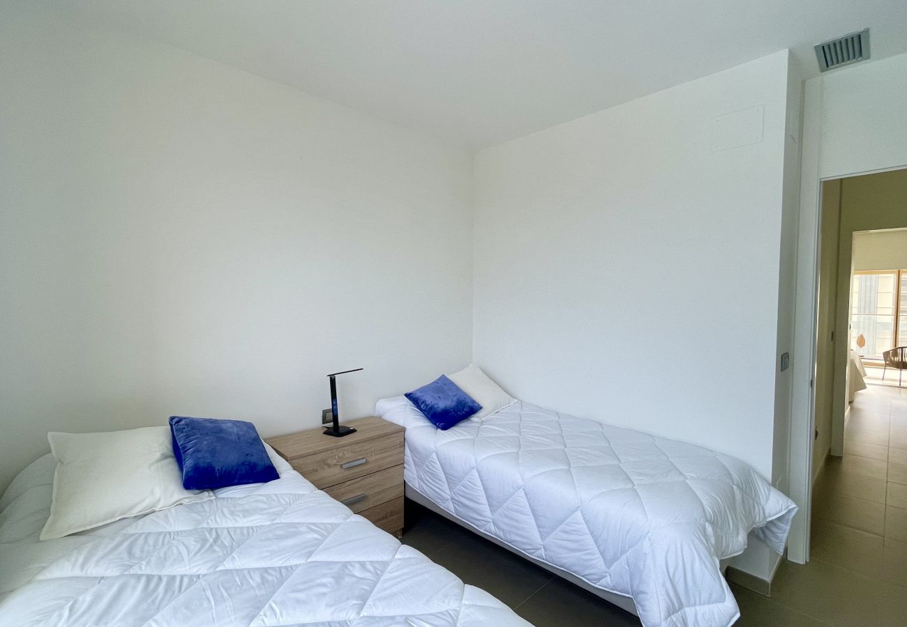 Apartment in Benidorm - Intempo Blueline (R137)