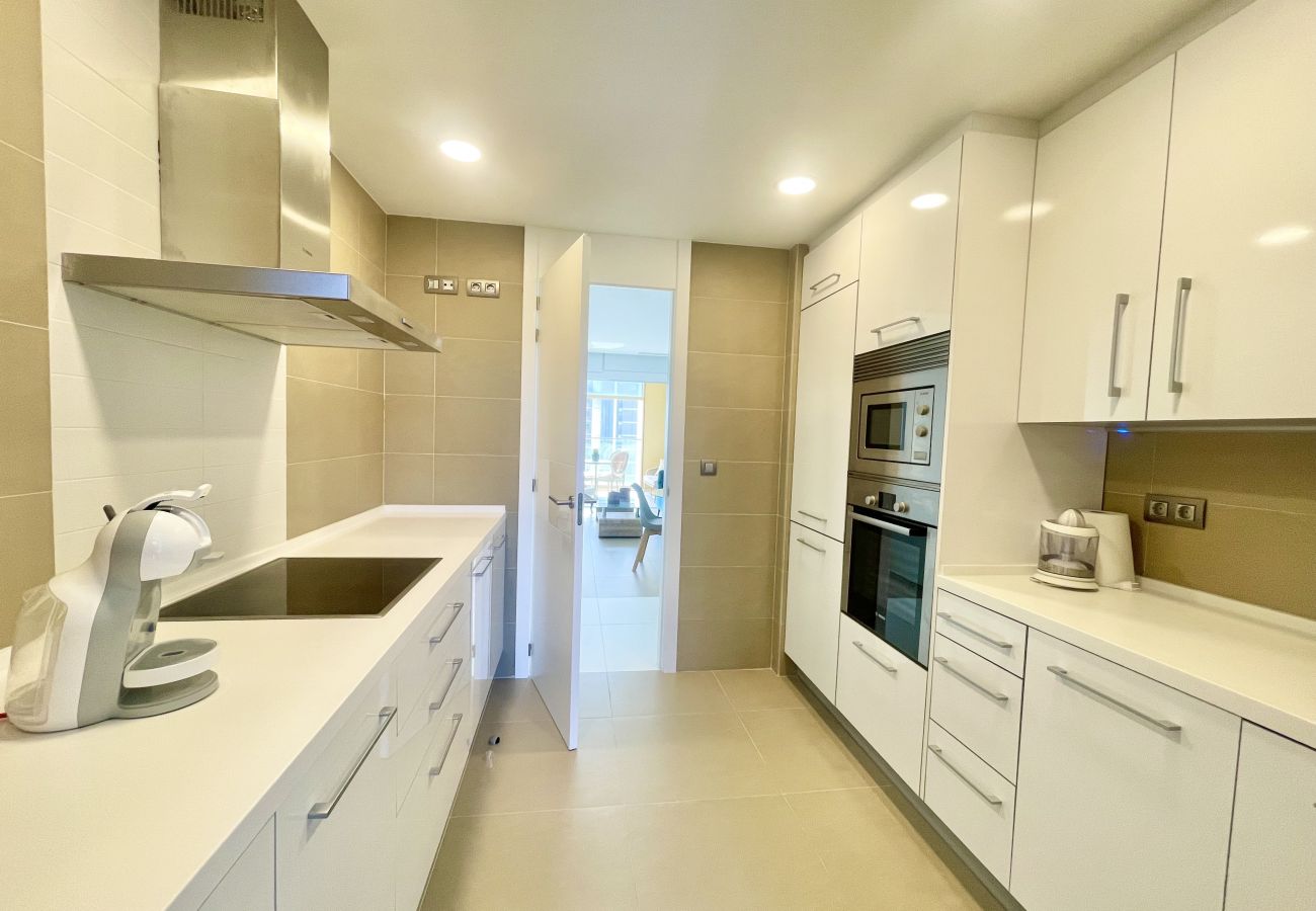 Apartment in Benidorm - INTEMPO BLUELINE R137