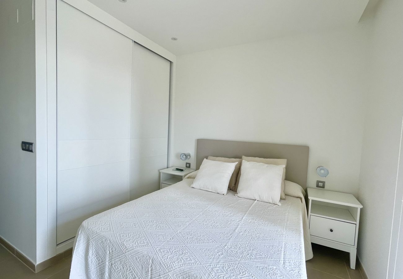 Apartment in Benidorm - INTEMPO BLUELINE R137