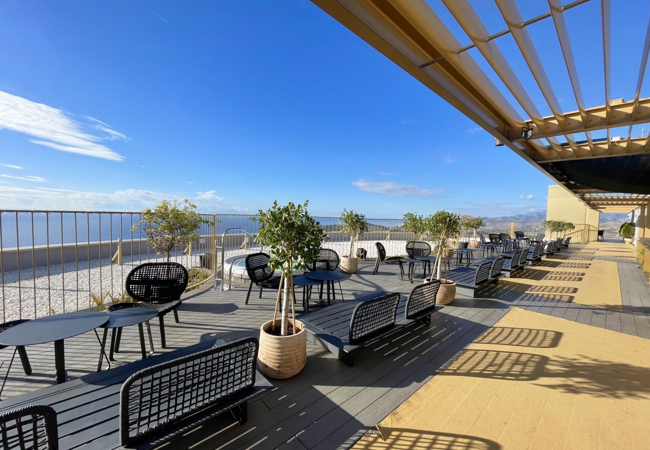 Apartment in Benidorm - INTEMPO BLUELINE R137