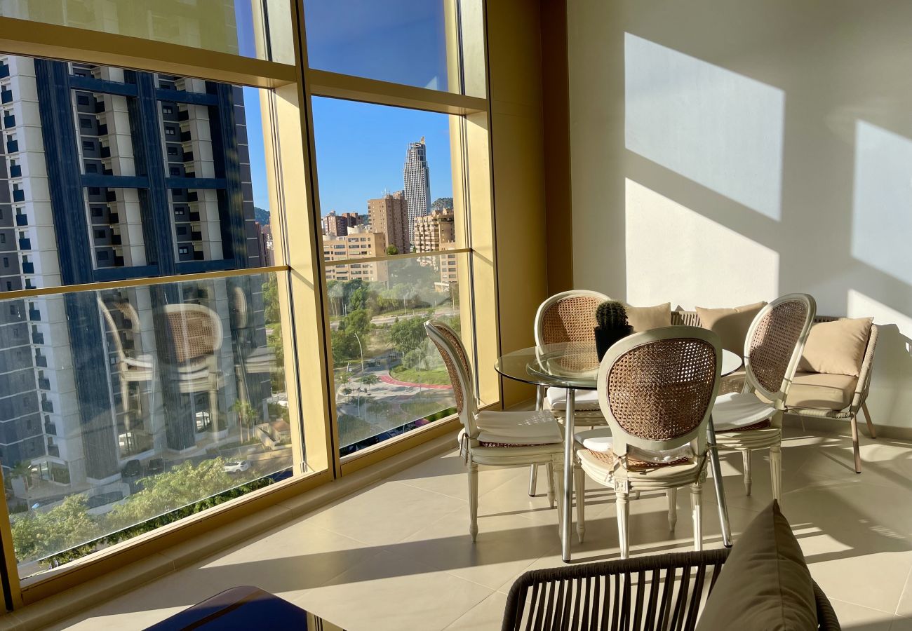 Apartment in Benidorm - INTEMPO BLUELINE R137