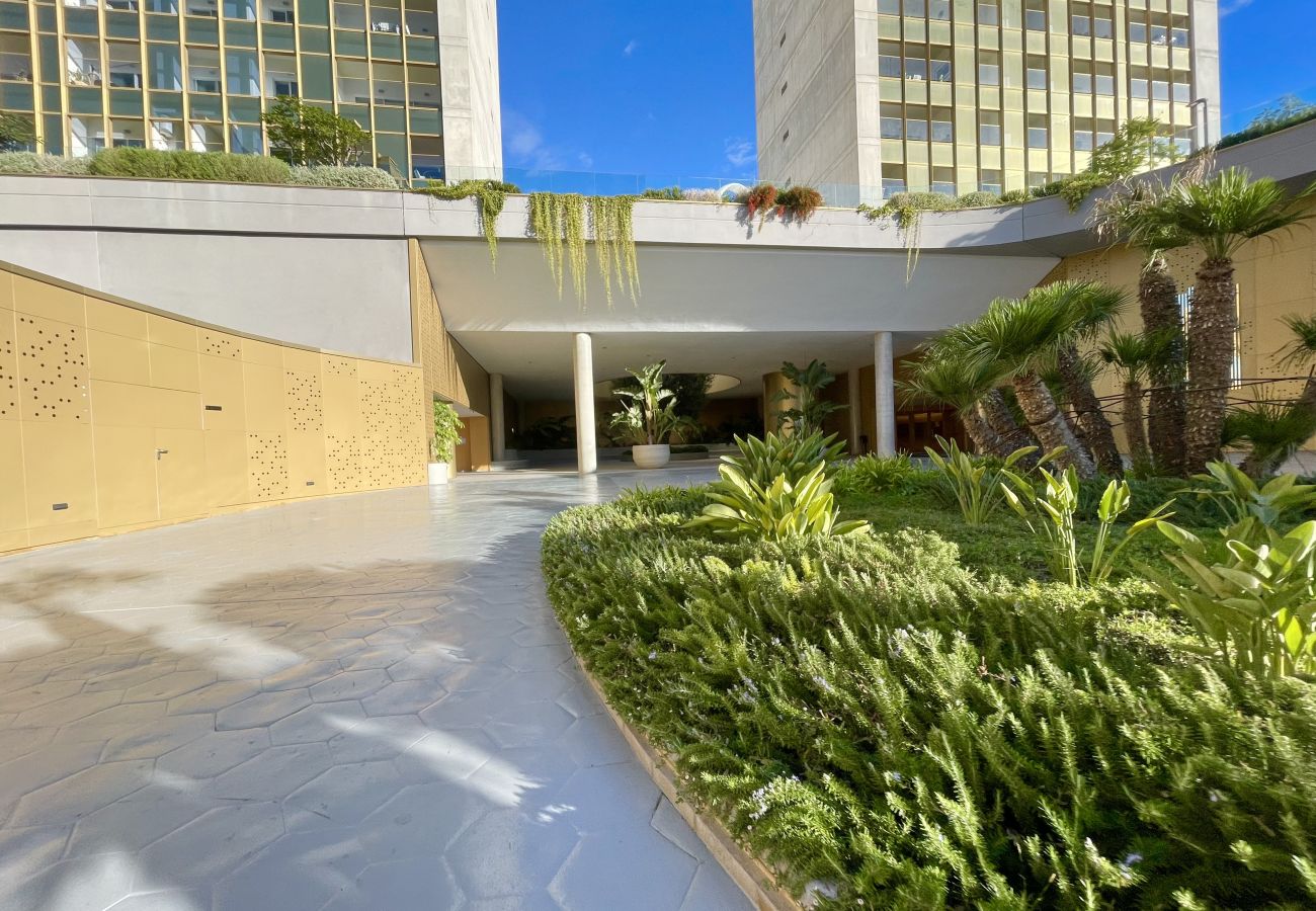 Apartment in Benidorm - INTEMPO BLUELINE R137