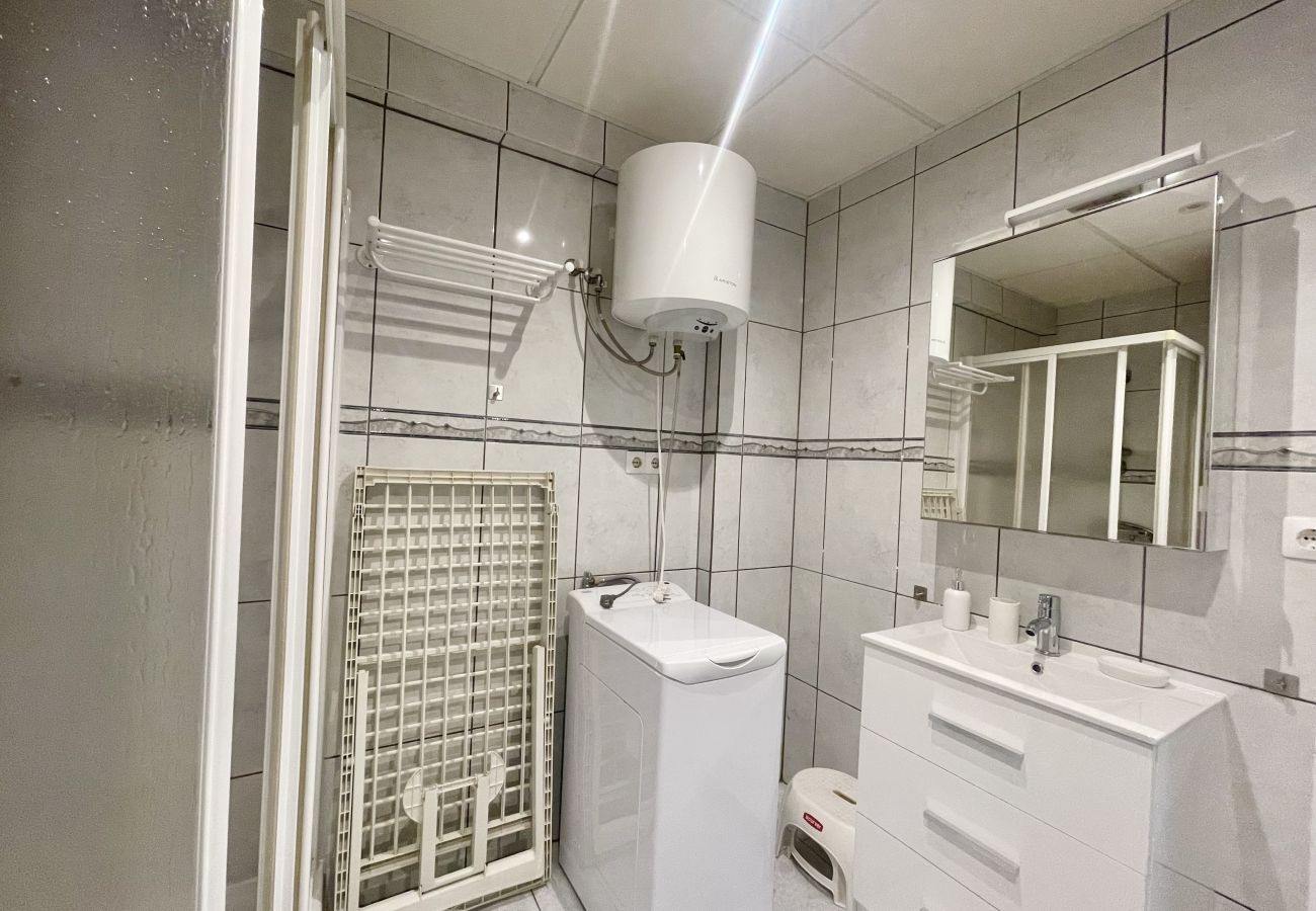 Studio in Benidorm - ARIES CABLE SKI STUDIO R141