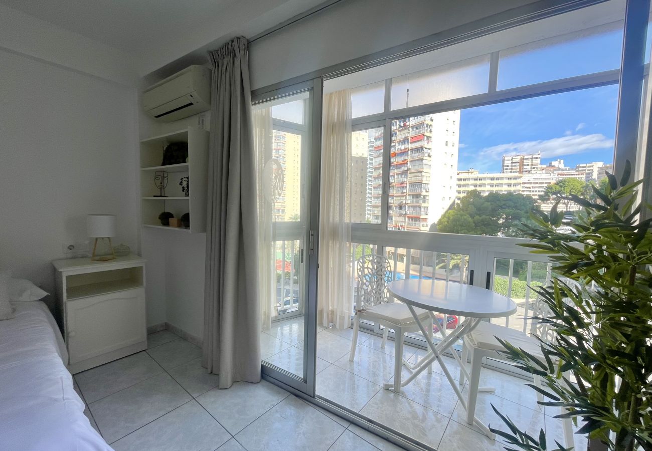 Studio in Benidorm - ARIES CABLE SKI STUDIO R141