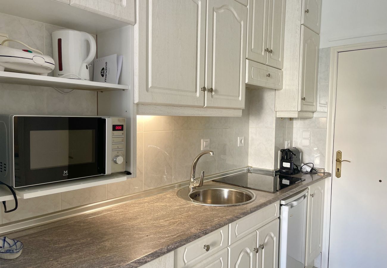 Studio in Benidorm - ARIES CABLE SKI STUDIO R141