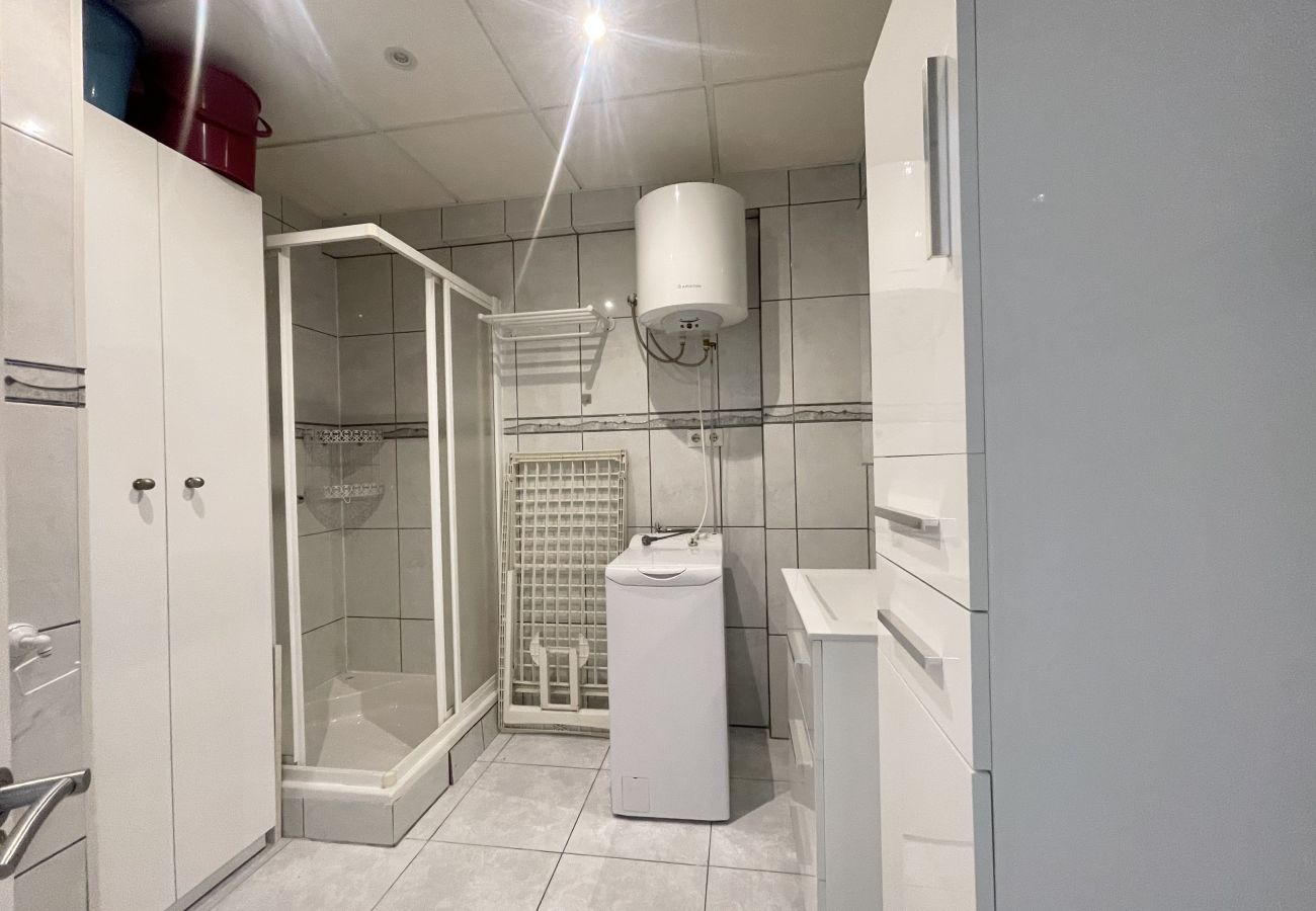 Studio in Benidorm - ARIES CABLE SKI STUDIO R141