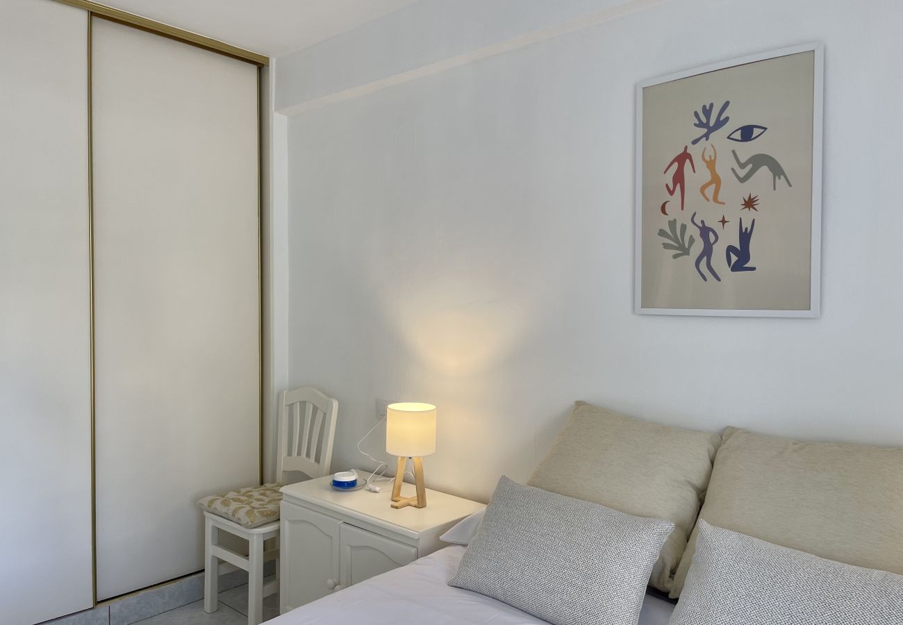 Studio in Benidorm - ARIES CABLE SKI STUDIO R141
